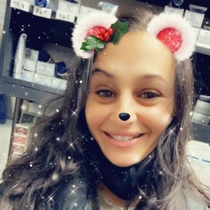 Meet your Posher, Vanessa